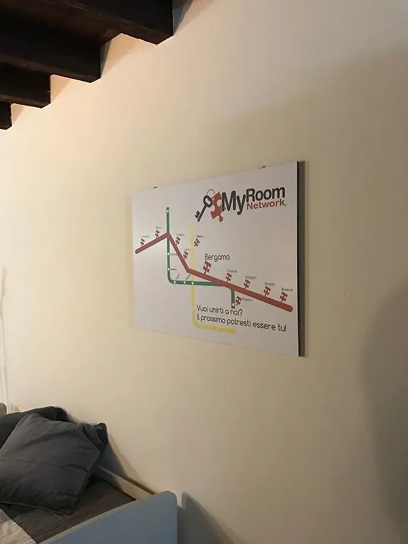 Myroom Center Flat Bergamo 0*,